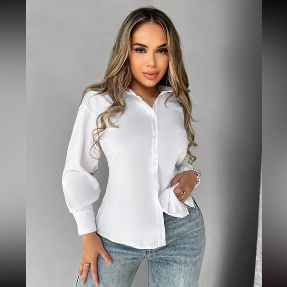 Chain Detail Backless Crop Shirt - Picture 3 of 5